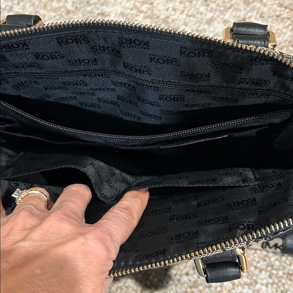 Michael Kors Black & Gold Logo Satchel Bag New Condition w/out Strap - Picture 11 of 14